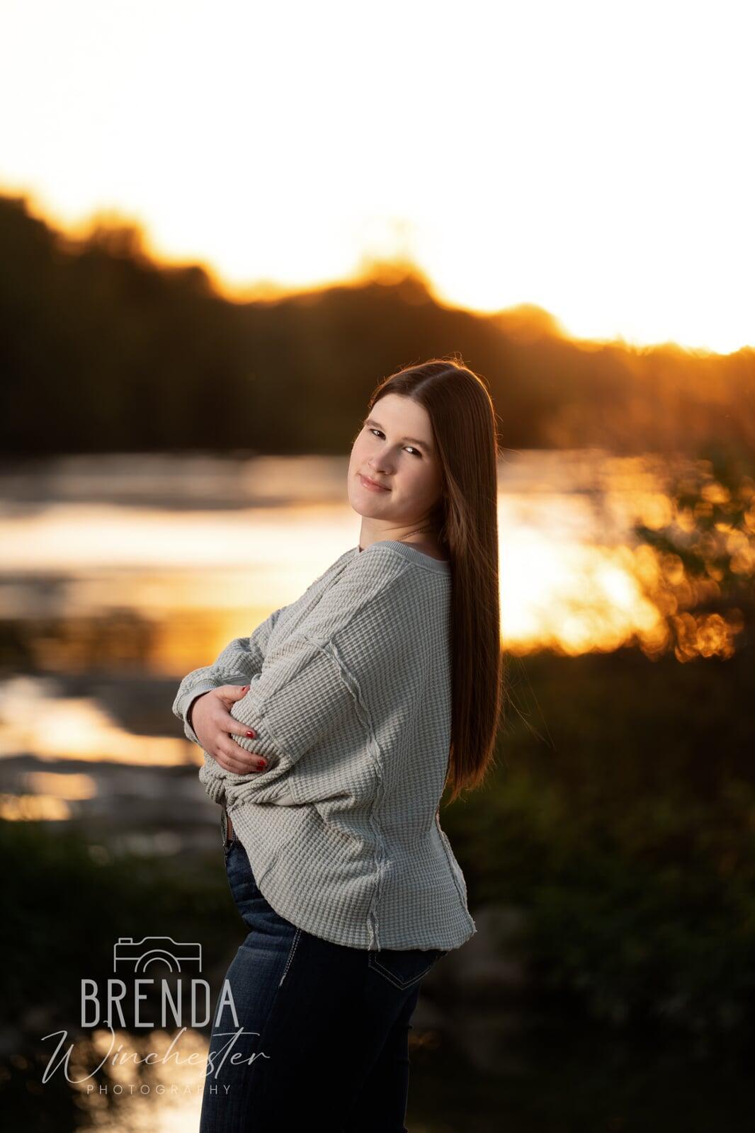 Senior High School Photo Shoot and Makeup Artist 2024