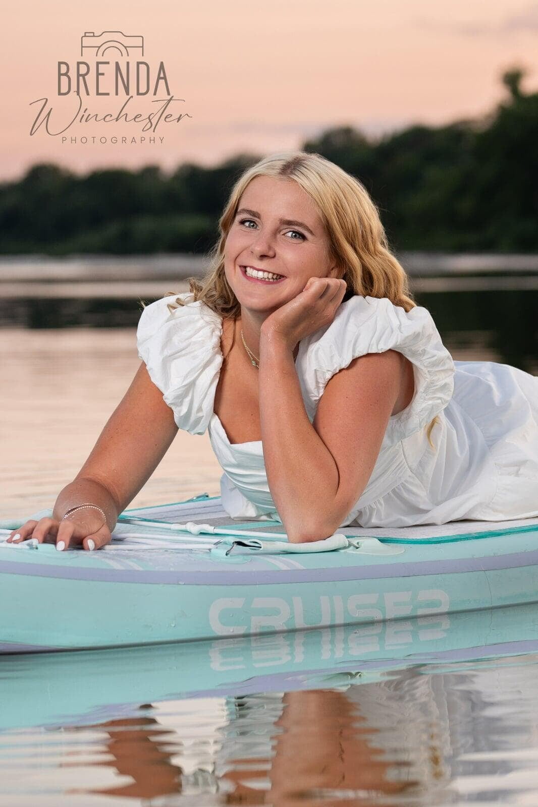 Teen Makeup On Paddleboard